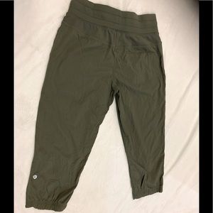 Lululemon shorts pants